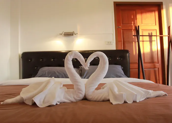 Barefeet Naturist (adults Only) Pensión Bangkok