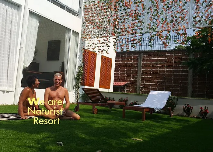 Barefeet Naturist (adults Only)