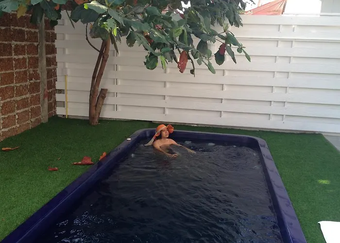 Barefeet Naturist (adults Only)